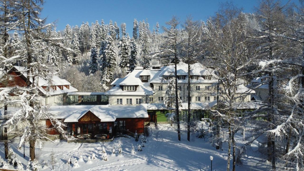 Aries Hotel & Spa วีสวา ภายนอก รูปภาพ
